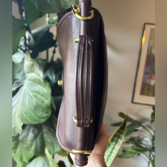 Beautiful Vintage Coach 1997 Mahogany Willis 9927 - Picture 9 of 16